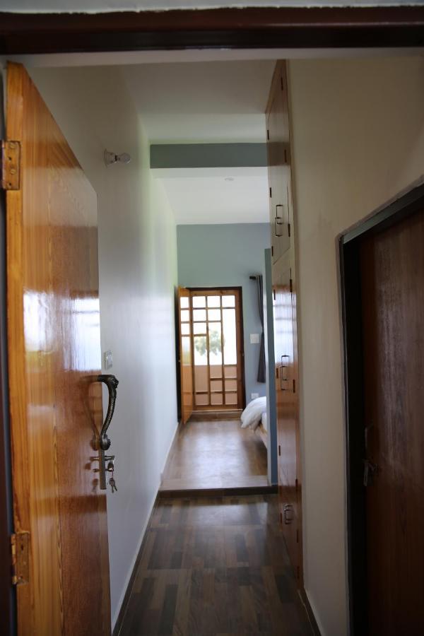 אלמורה The Buransh Inn מראה חיצוני תמונה